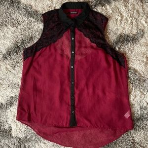 Black/Maroon Button-up Mesh Sleeveless Blouse